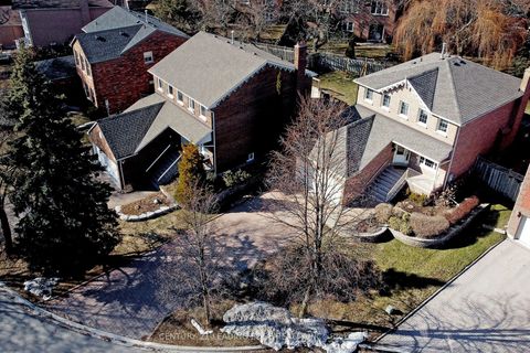 19 Berkeley Court Markham ON L3R 6M4