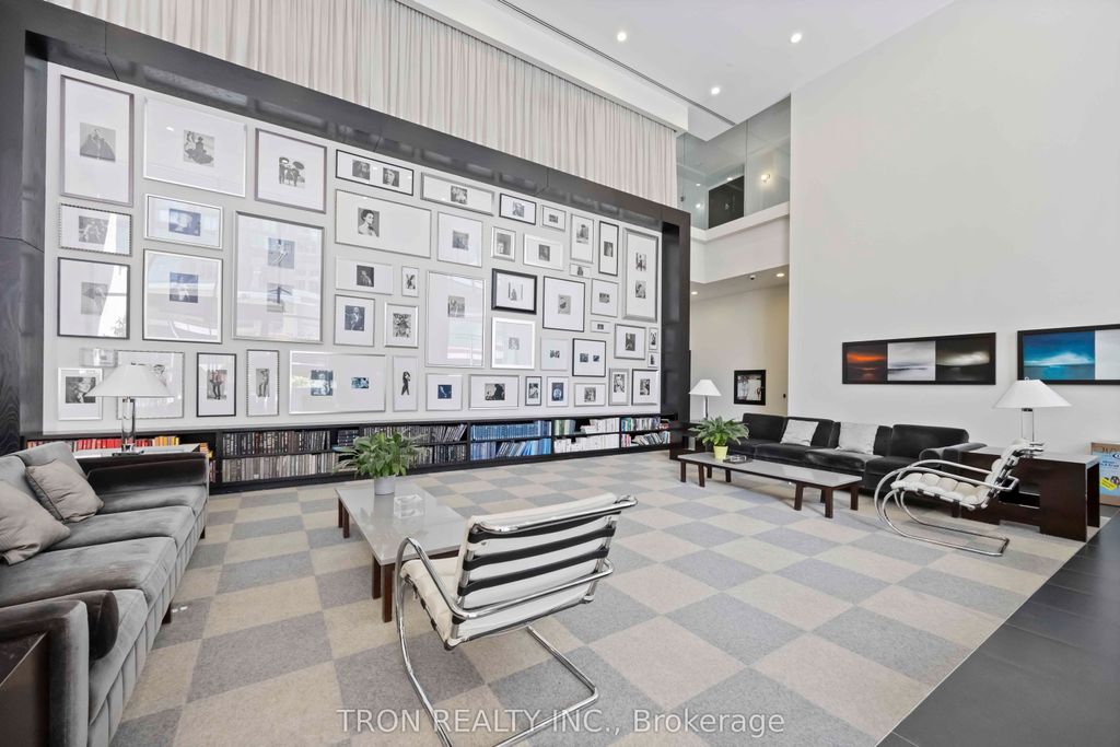 Photo of 438 King Street W #1905, Toronto, ON M5V 3T9 (MLS # C12280725)