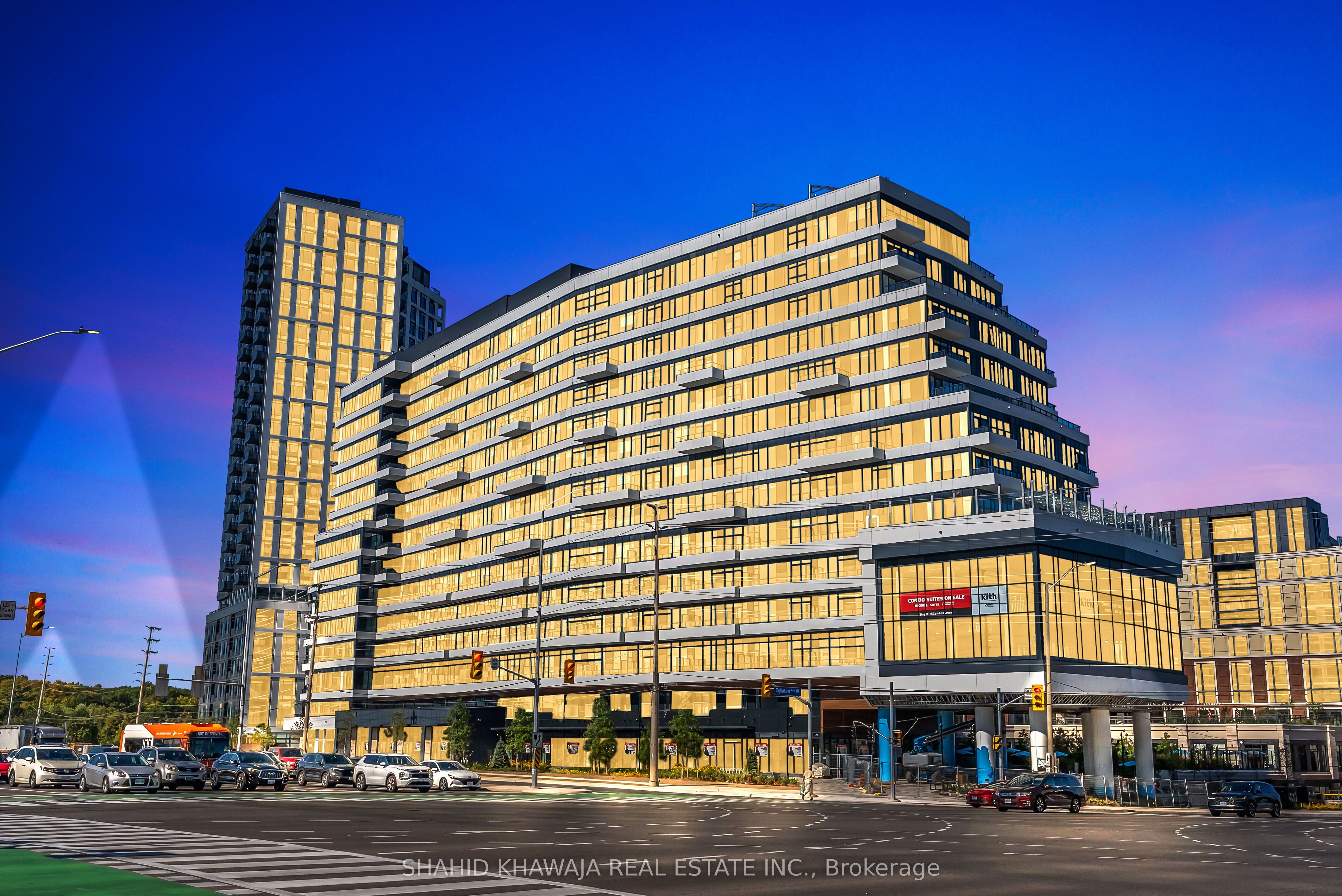 2485 Eglinton Avenue W 1415