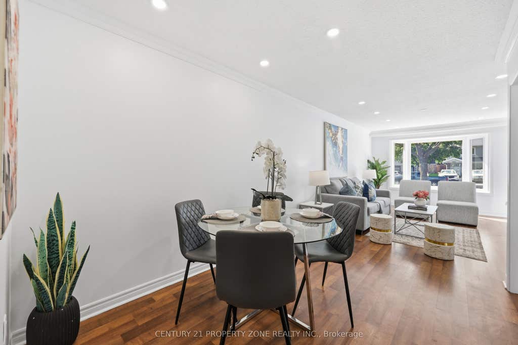 Photo of 2600 Lundene Road, Mississauga, ON L5J 1P8 (MLS # W13652774)