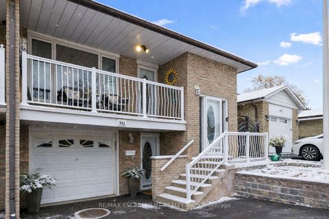 941 Stainton Drive Mississauga ON L5C 1G2
