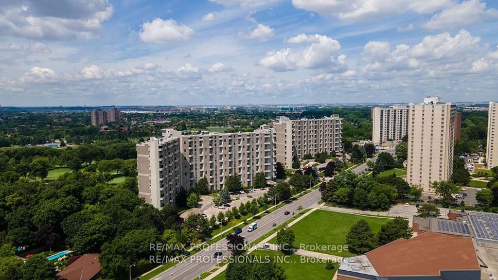 Photo of 296 Mill Road #E5, Toronto, ON M9C 4X8 (MLS # W12483538)