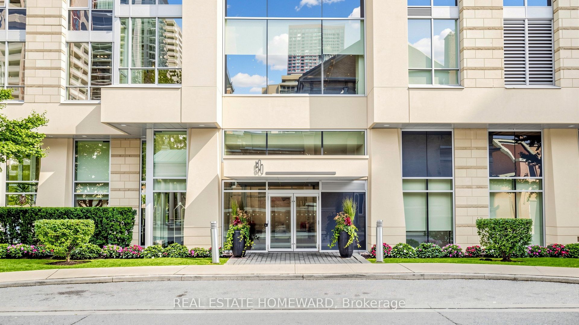 500 Sherbourne Street 503