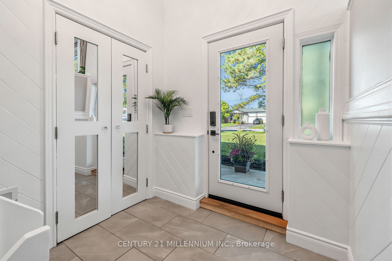 35 Cloverhill Crescent