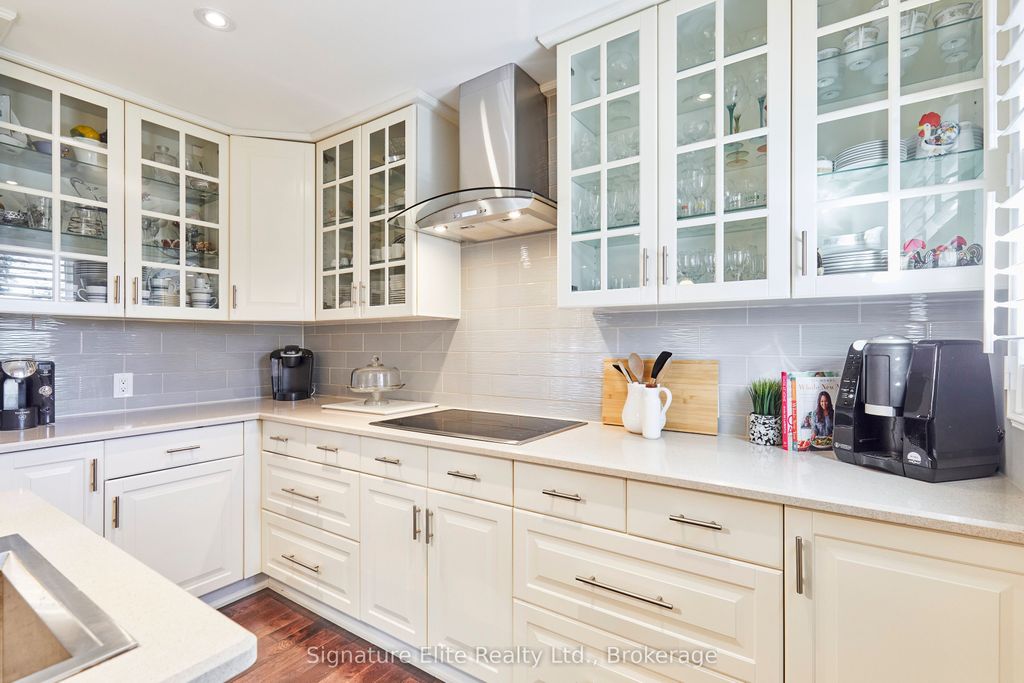 Photo of 593A Scarlett Road, Toronto, ON M9P 2S6 (MLS # W12779656)