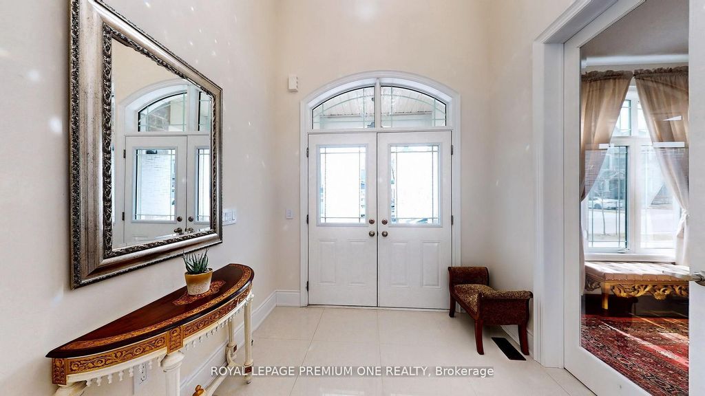 Photo of 52 Daisy Meadow Crescent, Caledon, ON L7C 4G3 (MLS # W13111160)