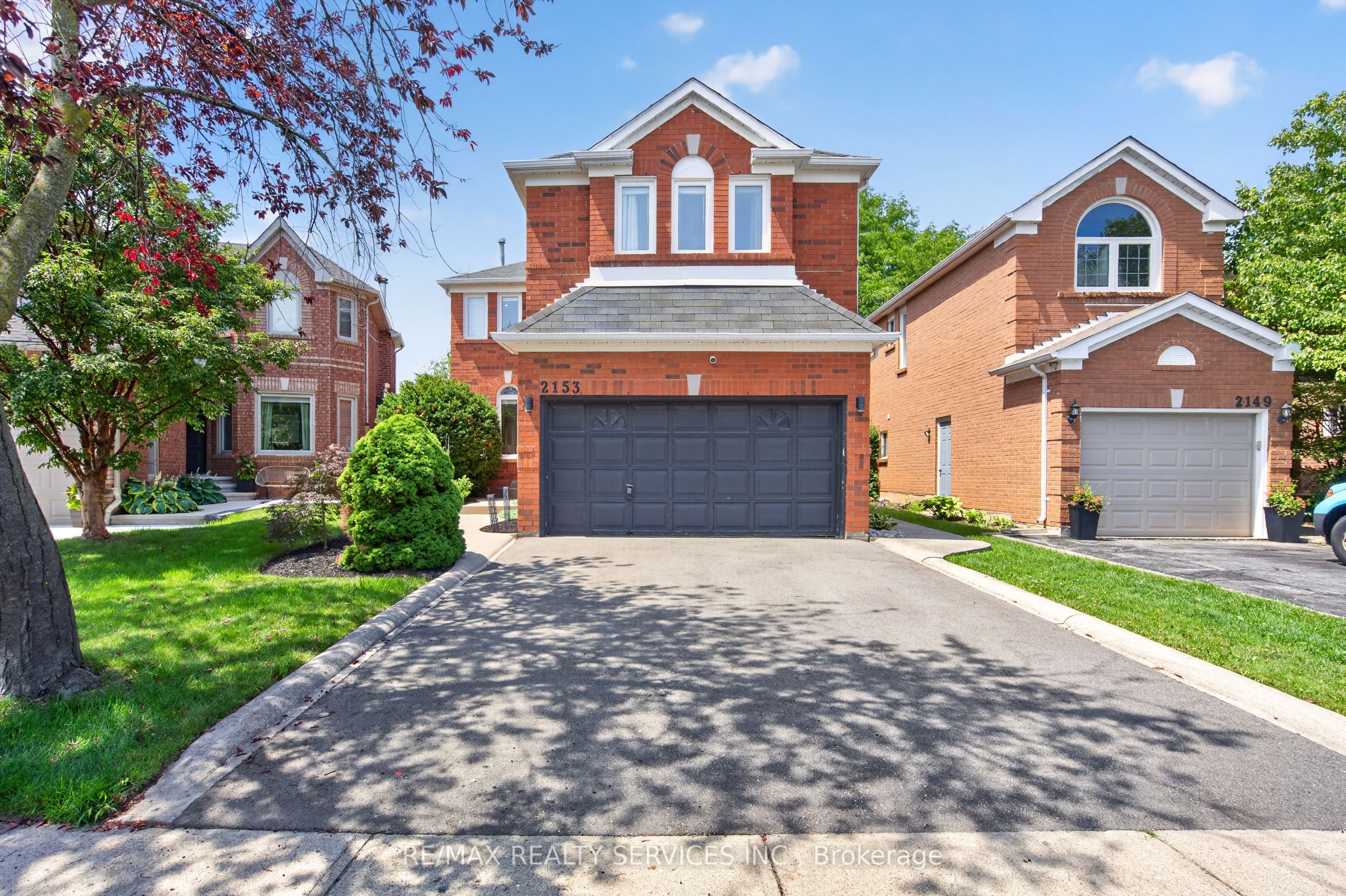 2153 Oak Bliss Crescent
