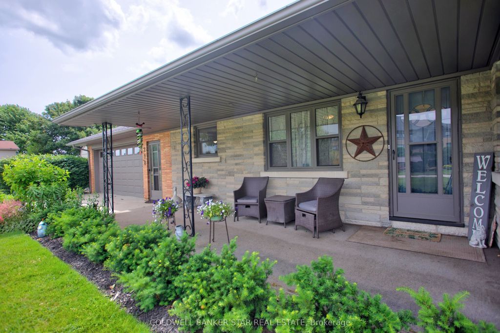 Photo of 11047 Miller Road, Dutton/Dunwich, ON N0L 1J0 (MLS # X13465450)