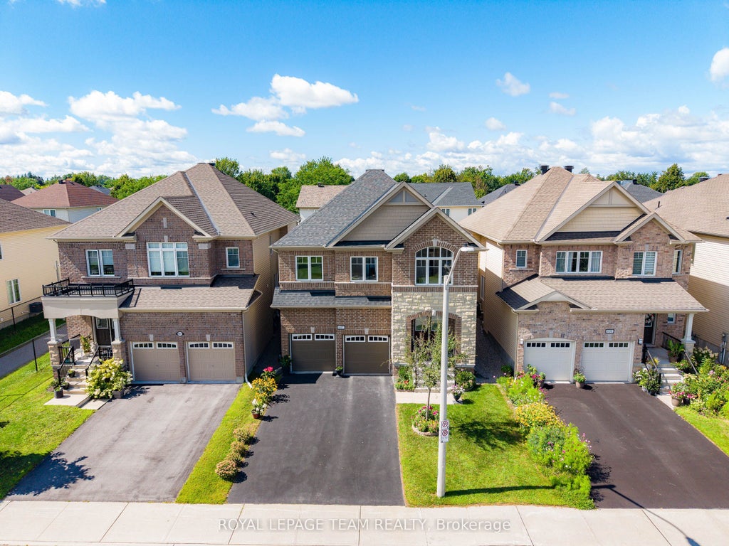 Photo of 607 Parade Drive, Stittsville - Munster - Richmond, ON K2S 0Y5 (MLS # X13689966)