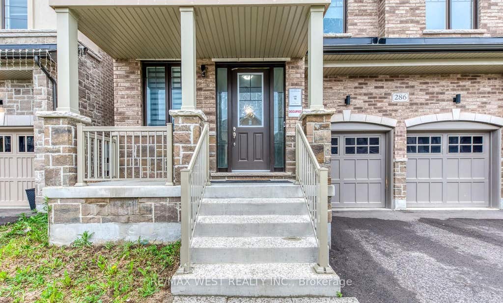 Photo of 286 Danny Wheeler Boulevard, Georgina, ON L4P 0J9 (MLS # N13429112)