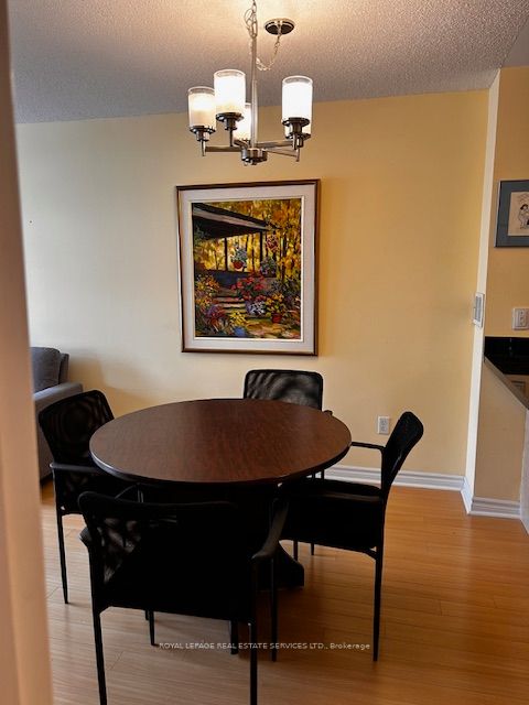 195 Merton Street 212