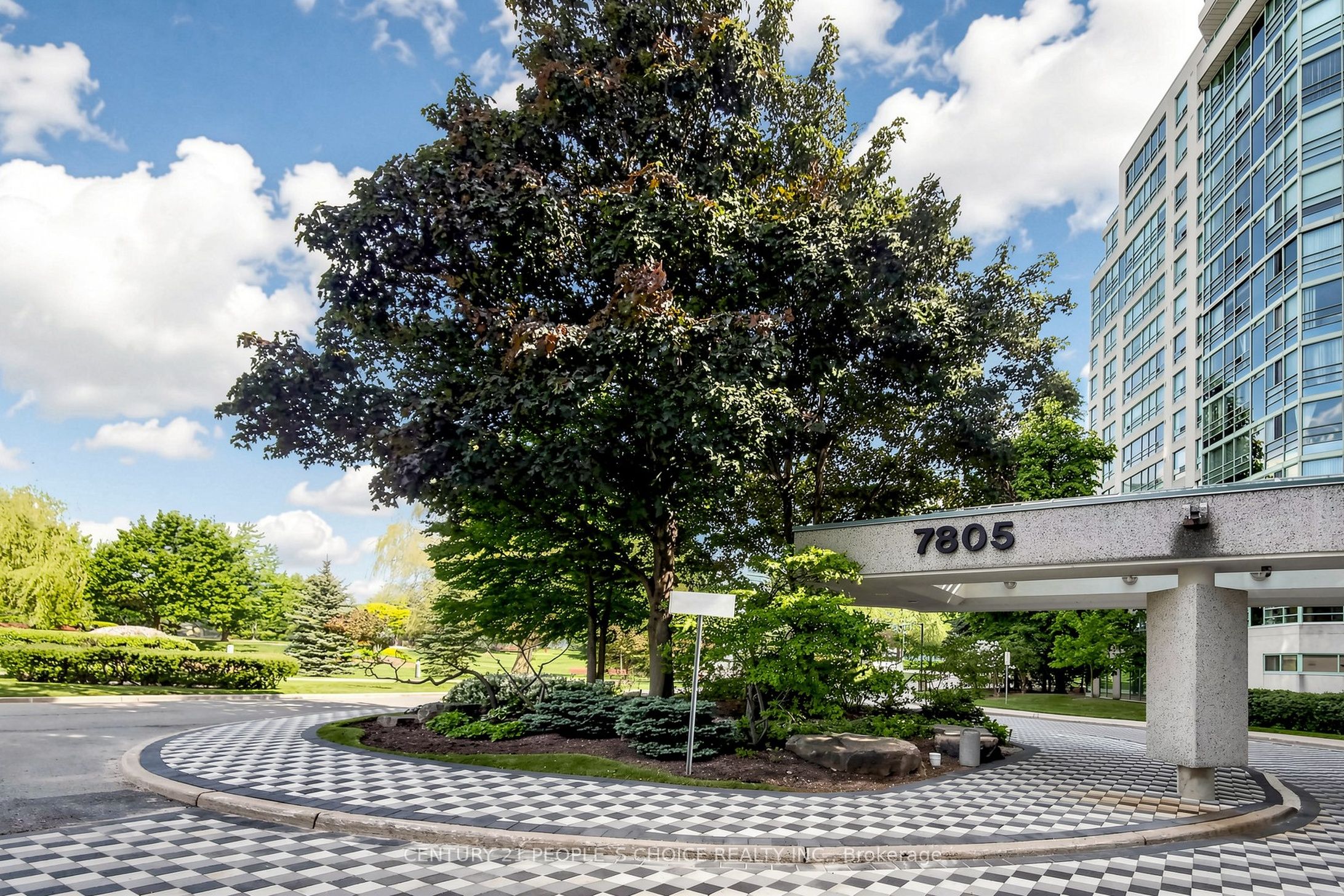 7805 Bayview Avenue #413