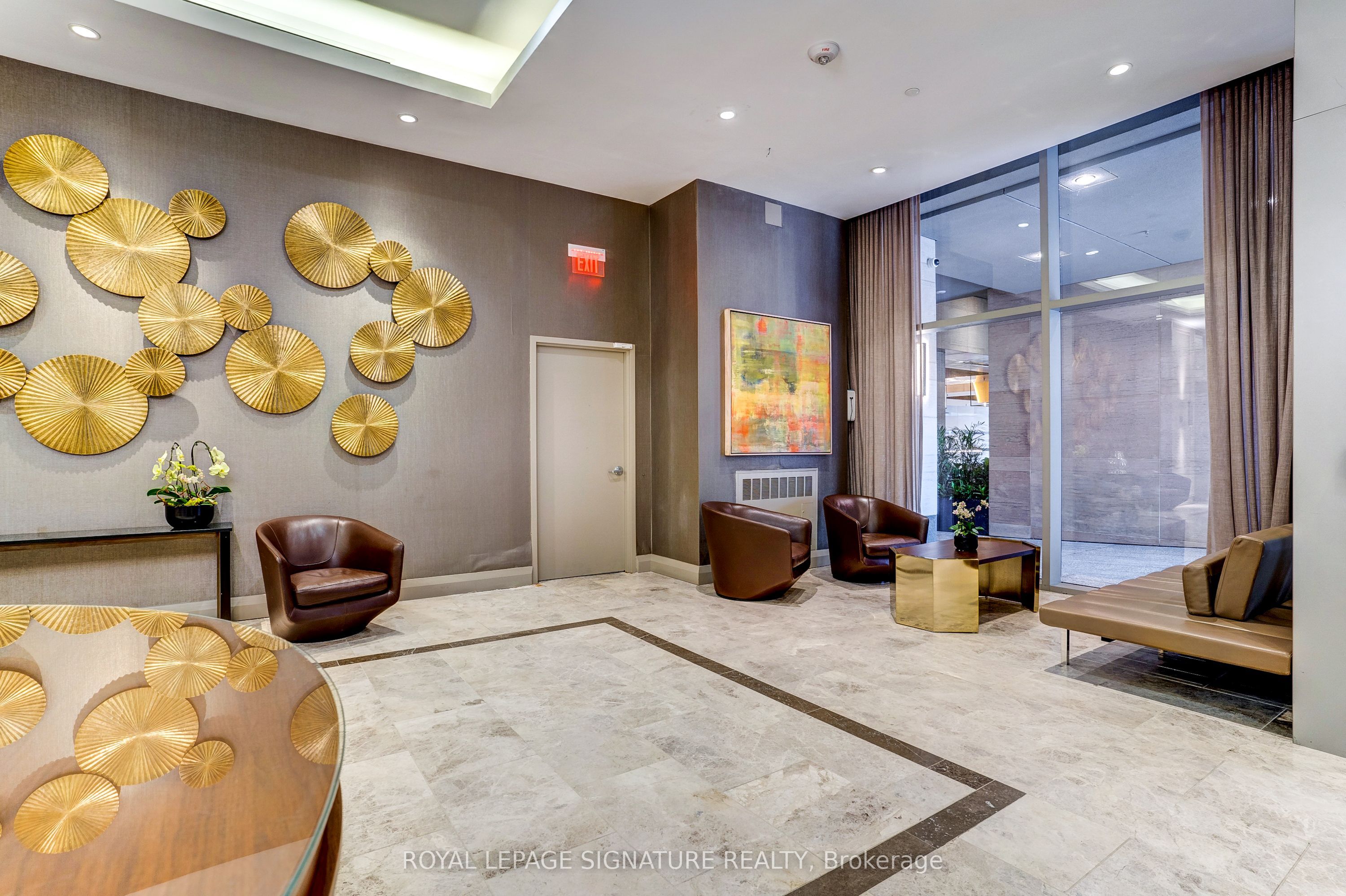 155 Yorkville Avenue 1218