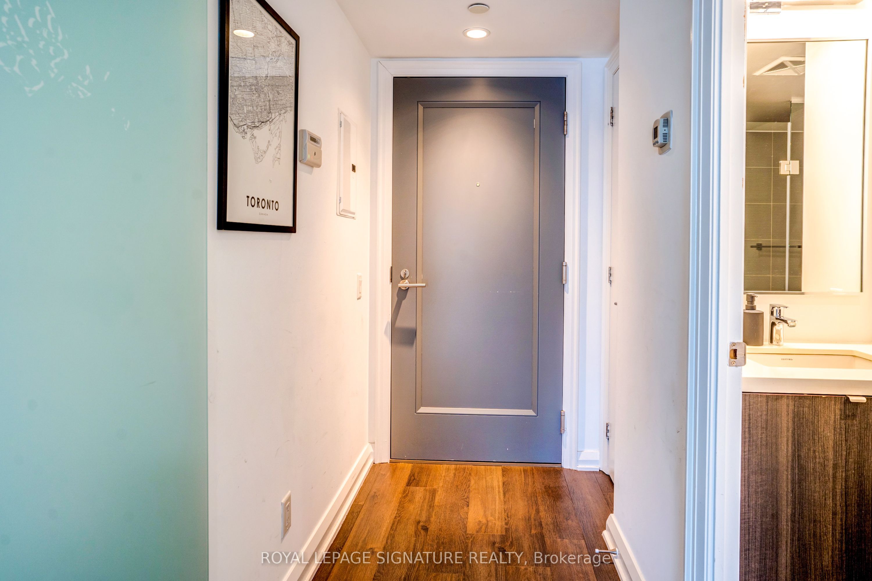 155 Yorkville Avenue 1218