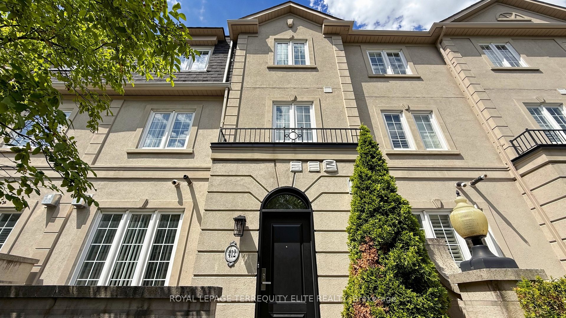Photo 1 of 42 — 11 Everson Drive 412, Toronto, ON M2N 7B9