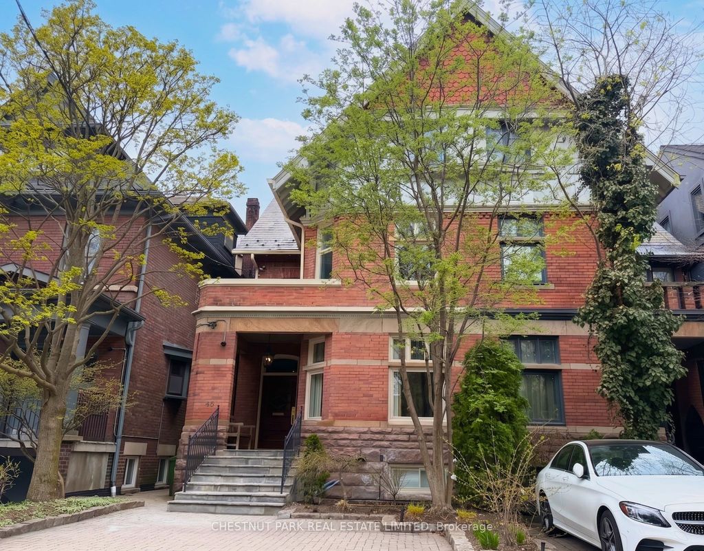 Photo of 46 Admiral Road, Toronto, ON M5R 2L5 (MLS # C12739880)
