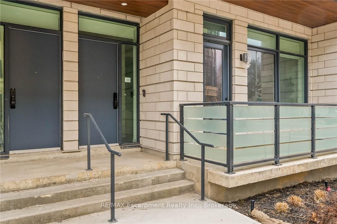 123 Maurice Drive 303