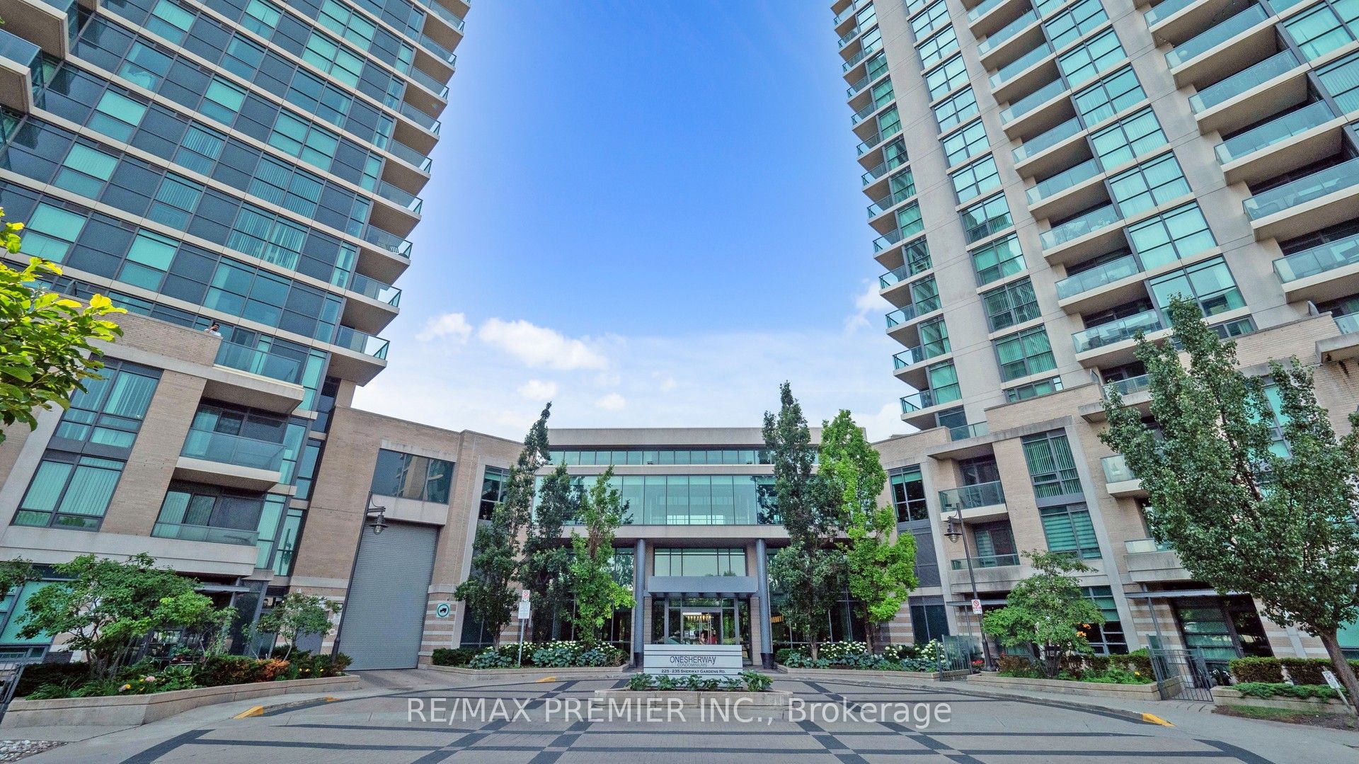 235 Sherway Gardens Road 809