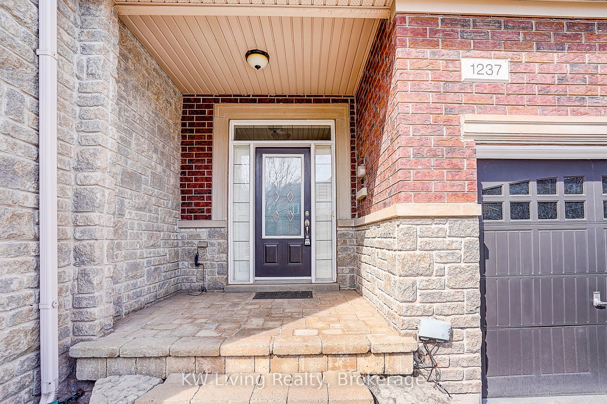 1237 Craigleith Road