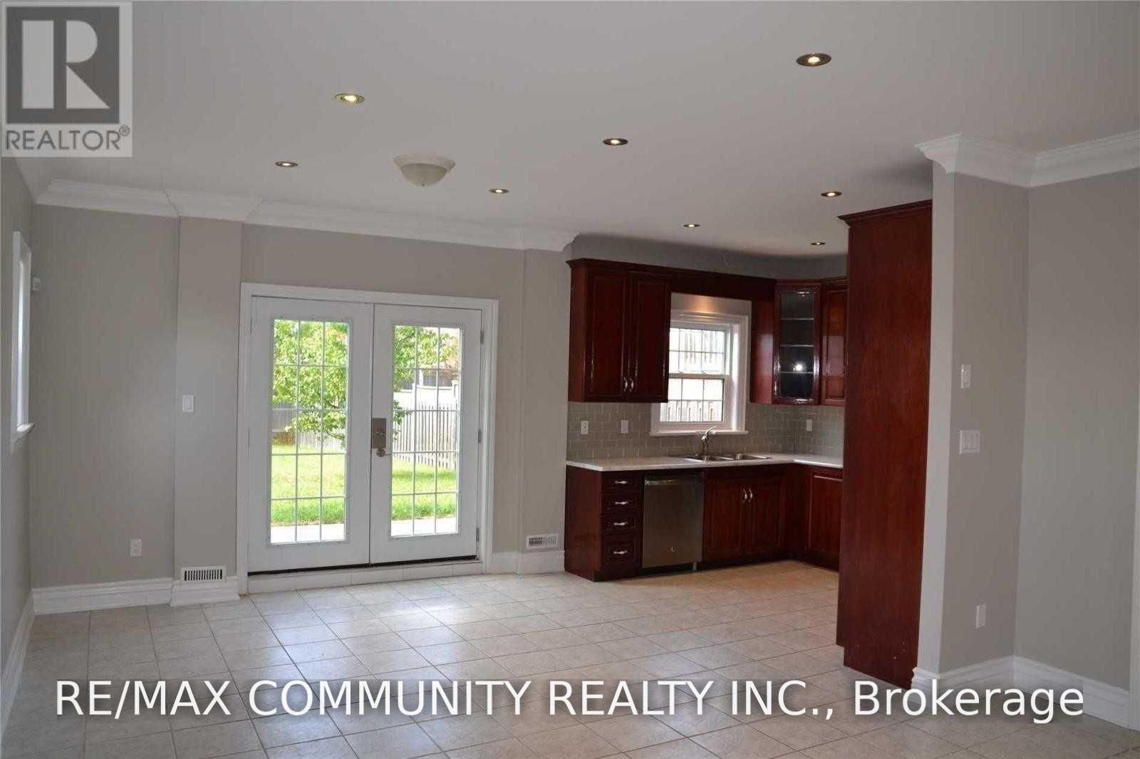 38 Bestview Crescent BSMT