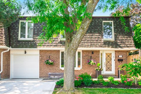 1 Denava Gate Richmond Hill ON L4C 5E3