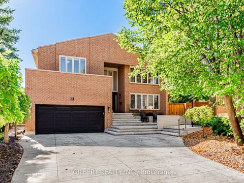 5 Lunau Lane Markham ON L3T 5N1