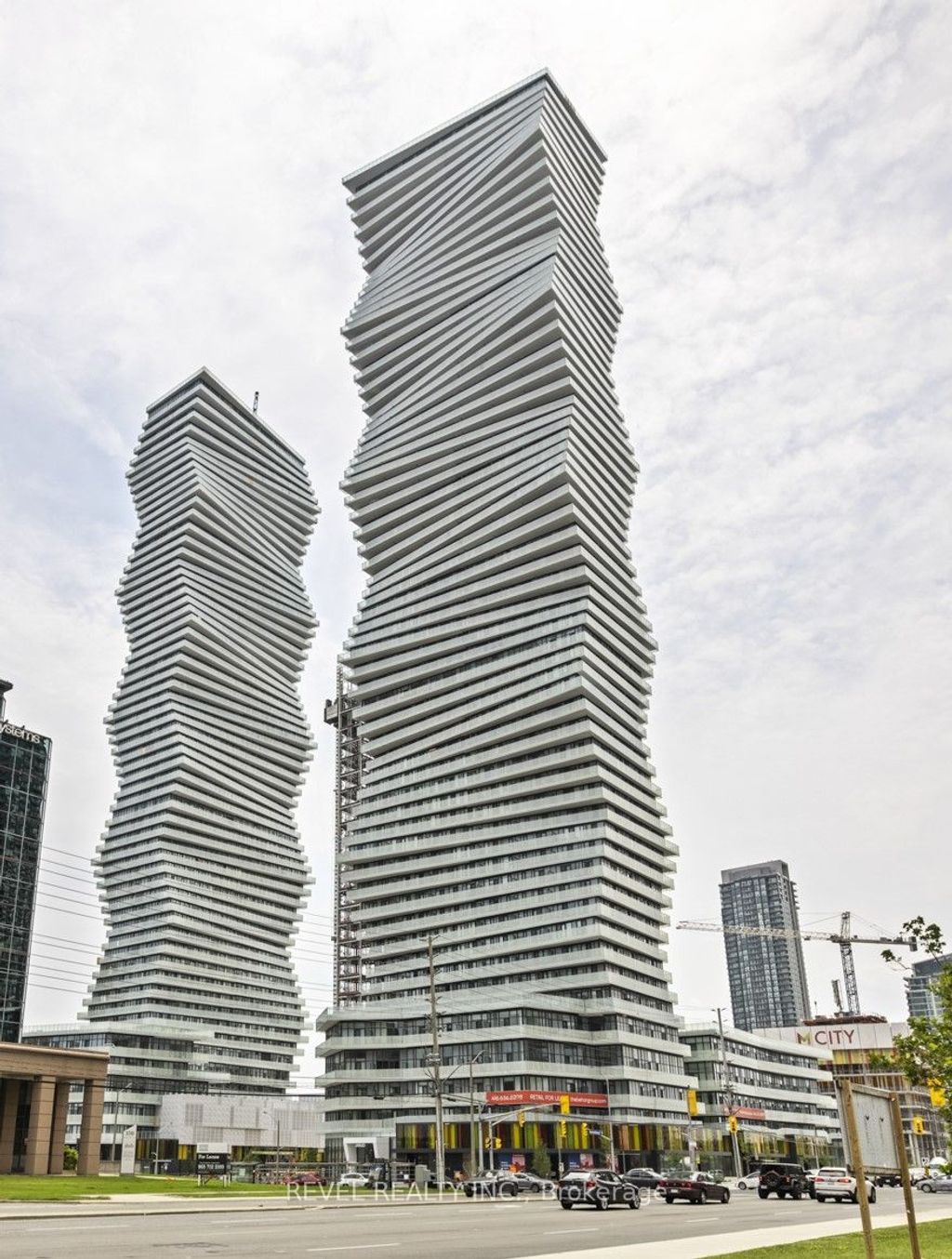 Photo of 3900 Confederation Parkway #2408, Mississauga, ON L5B 0M3 (MLS # W13022548)