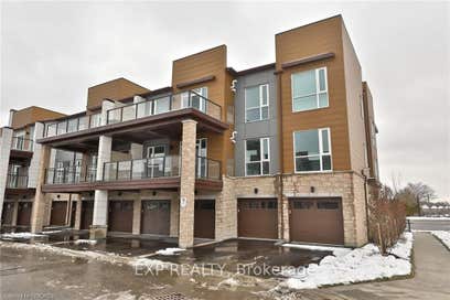 2393 Bronte Road 104 Oakville ON L6M 4J2