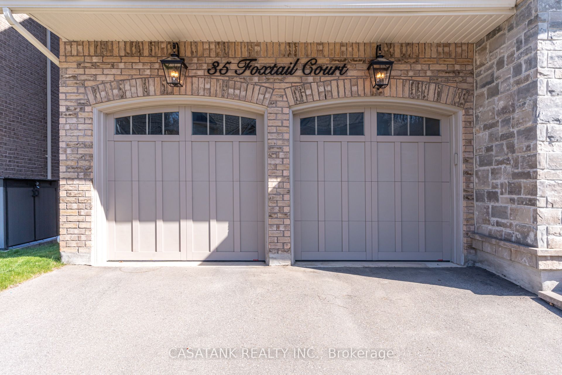 35 Foxtail Court