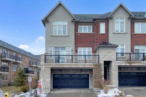 26 Island Green Lane Markham ON L6C 0Y7
