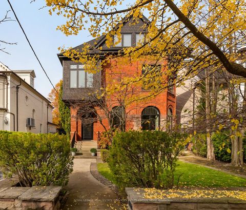 88 Binscarth Road Toronto ON M4W 1Y4