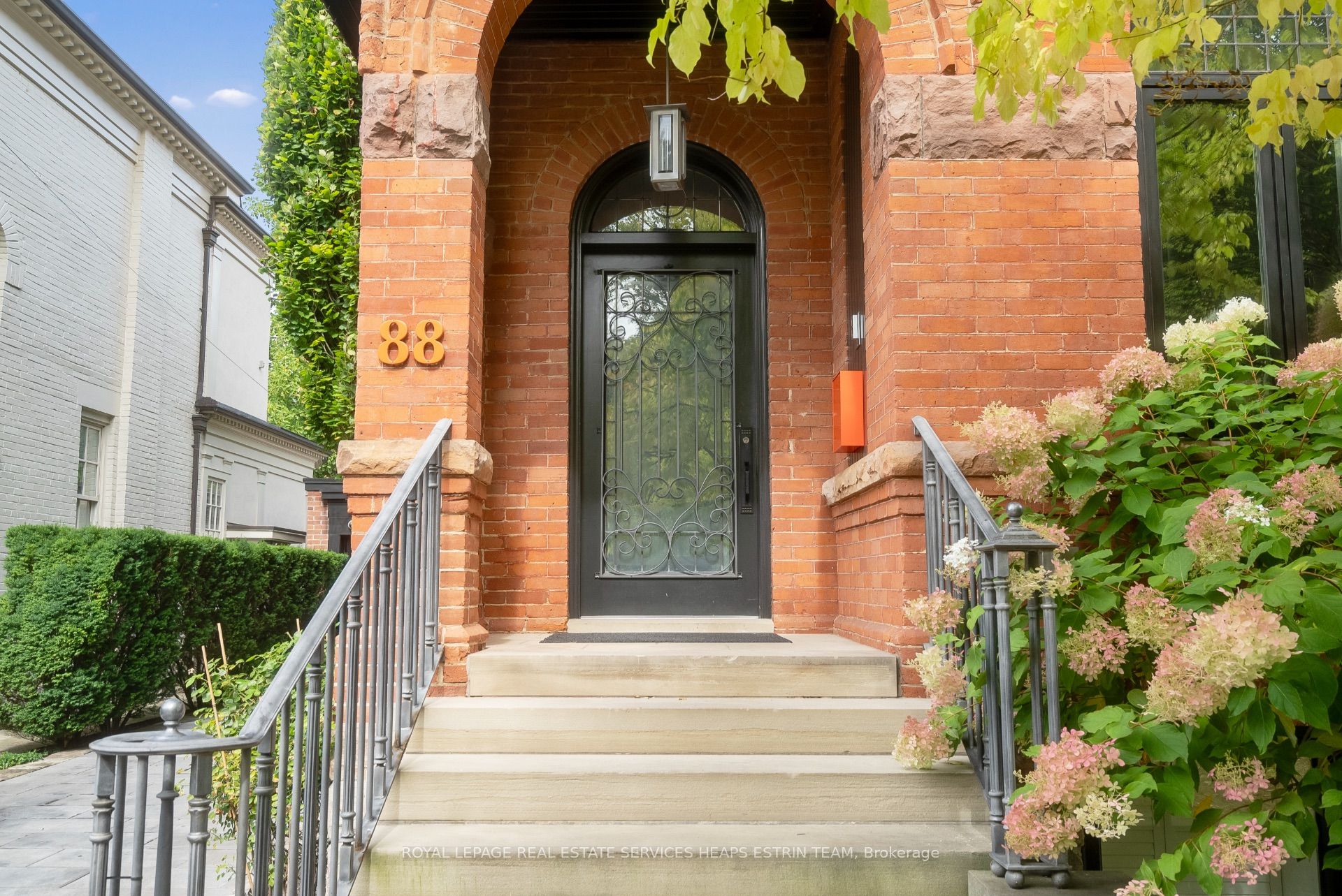 88 Binscarth Road