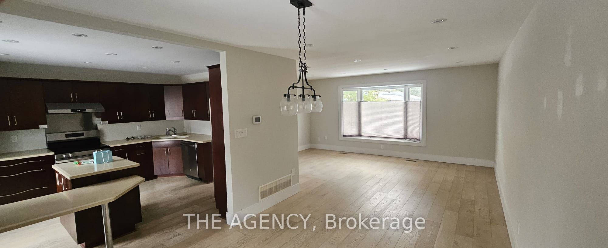 289 Emerald Isle Court