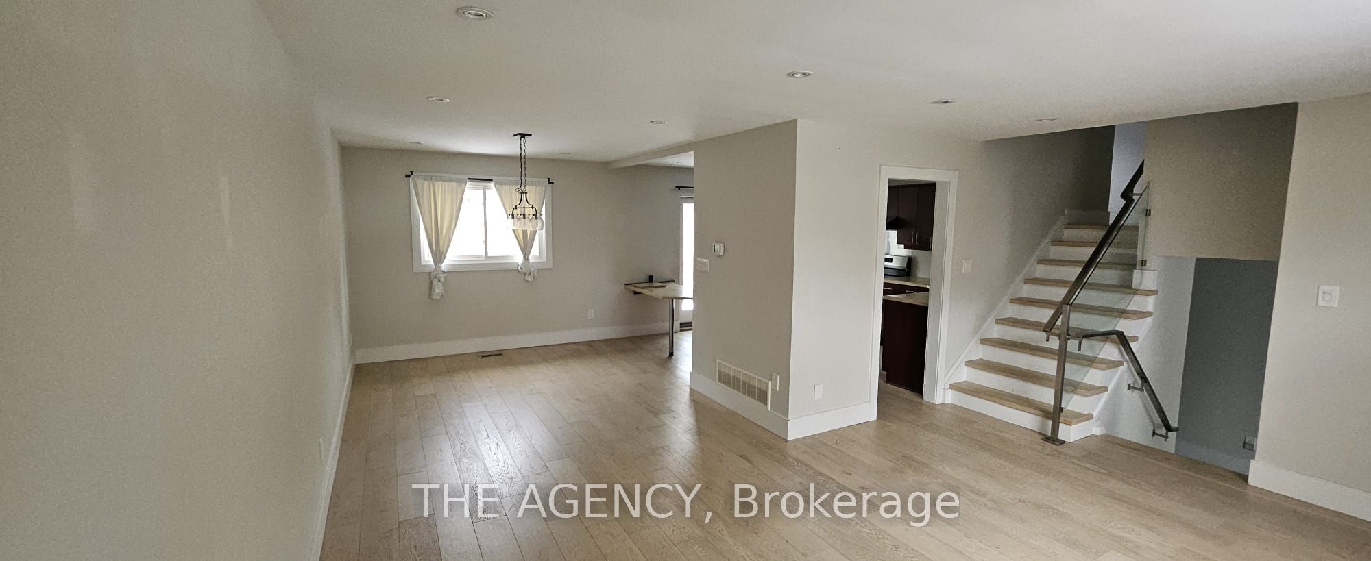 289 Emerald Isle Court