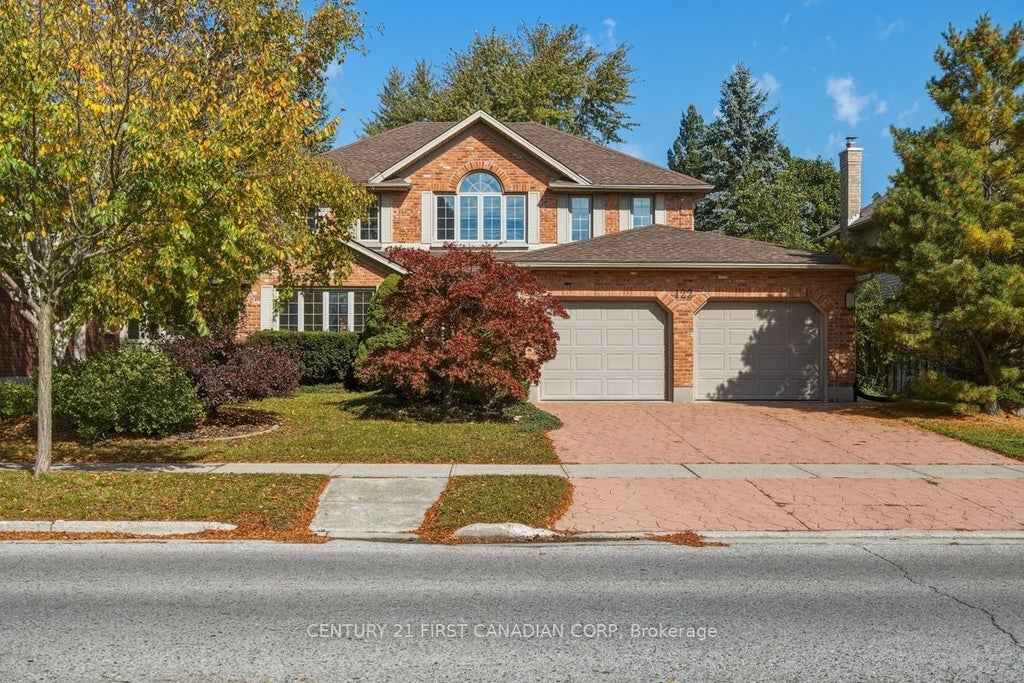 Photo of 122 Sunnyside Drive, London North, ON N5X 3N4 (MLS # X14031838)