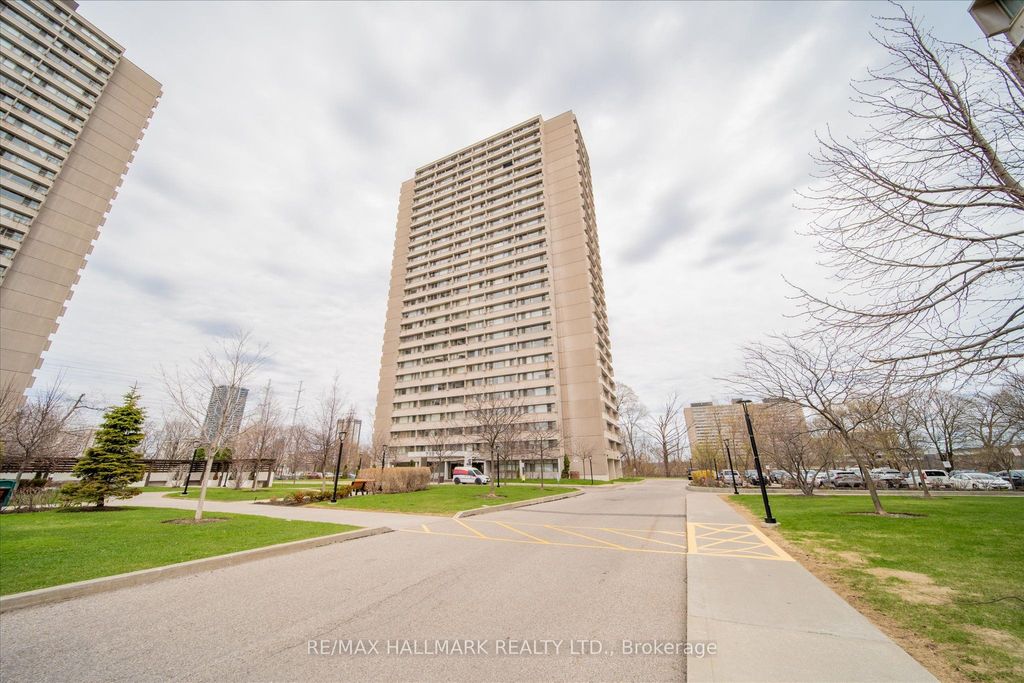 Photo of 725 Don Mills Road #1101, Toronto, ON M3C 1S6 (MLS # C13031308)