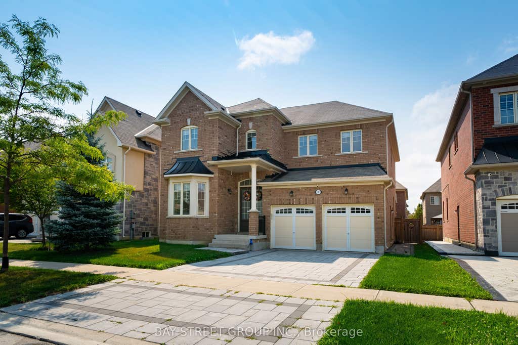Photo of 31 Woodgate Pines Drive, Vaughan, ON L4H 4A8 (MLS # N13619098)
