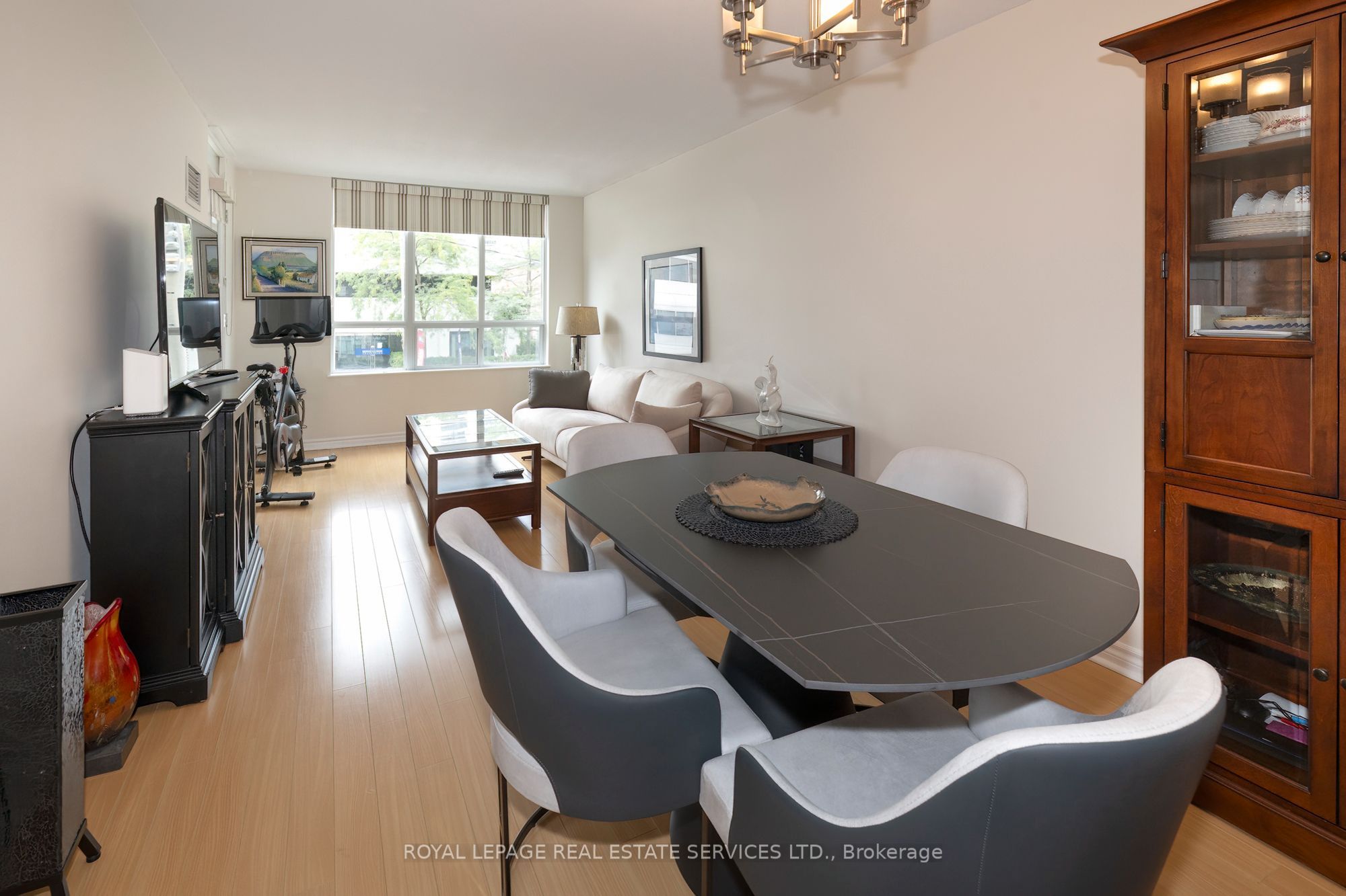 195 Merton Street 212
