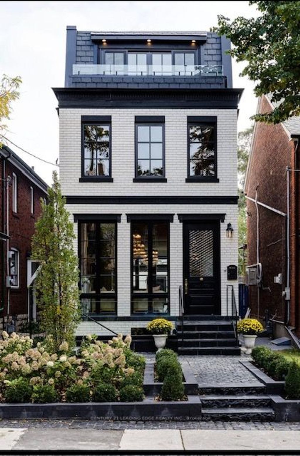 Photo of 360A Lawrence Avenue W, Toronto, ON M5M 1B7 (MLS # C12665826)