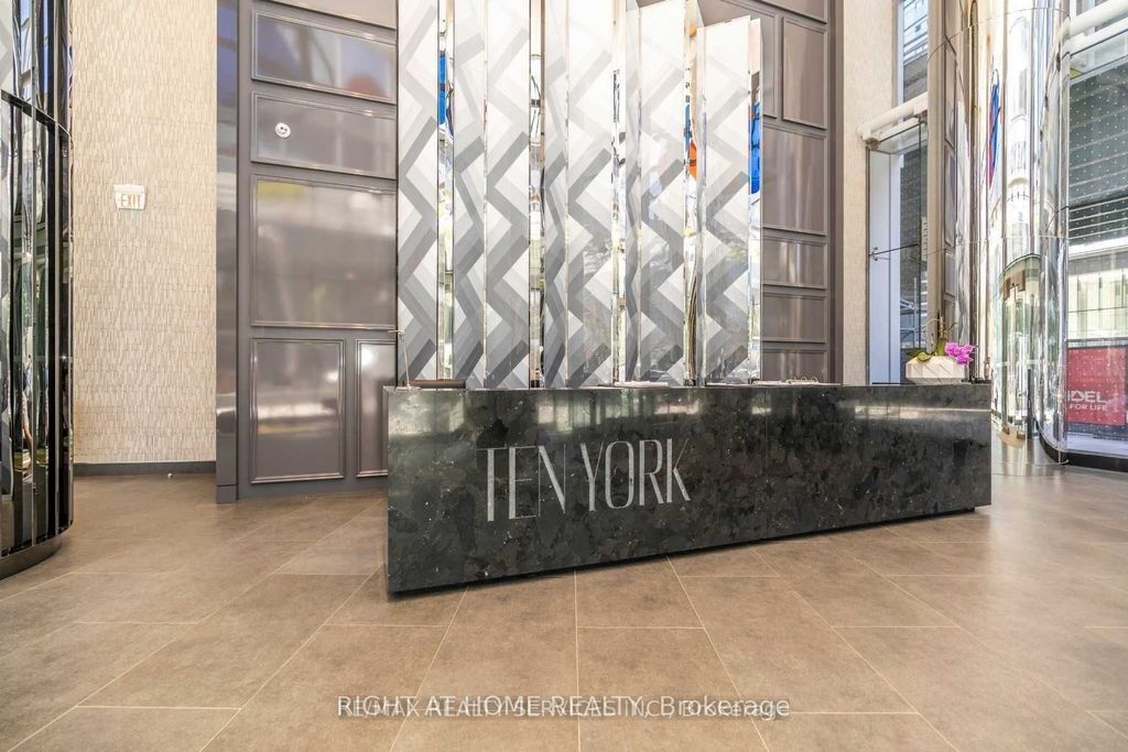 Photo of 10 York Street #3712, Toronto, ON M5J 2Z2 (MLS # C12452353)