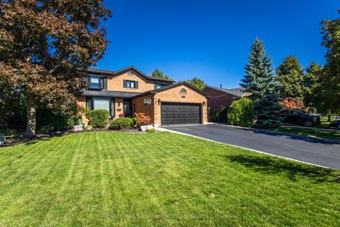 487 White Drive Milton ON L9T 4G3