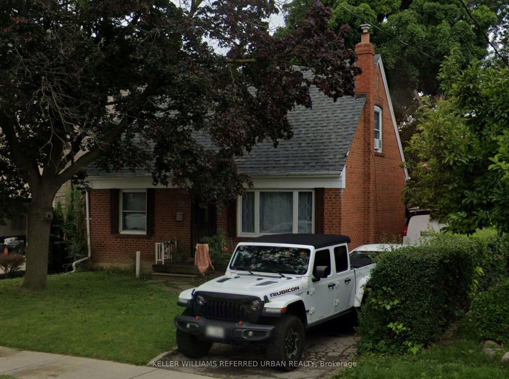 Photo of 32 Amesbury Drive, Toronto, ON M6M 4H4 (MLS # W13860594)