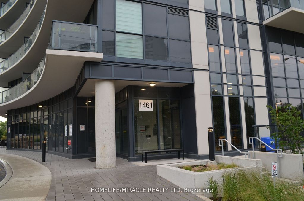 Photo of 1461 Lawrence Avenue W #1305, Toronto, ON M6L 0A6 (MLS # W12848280)