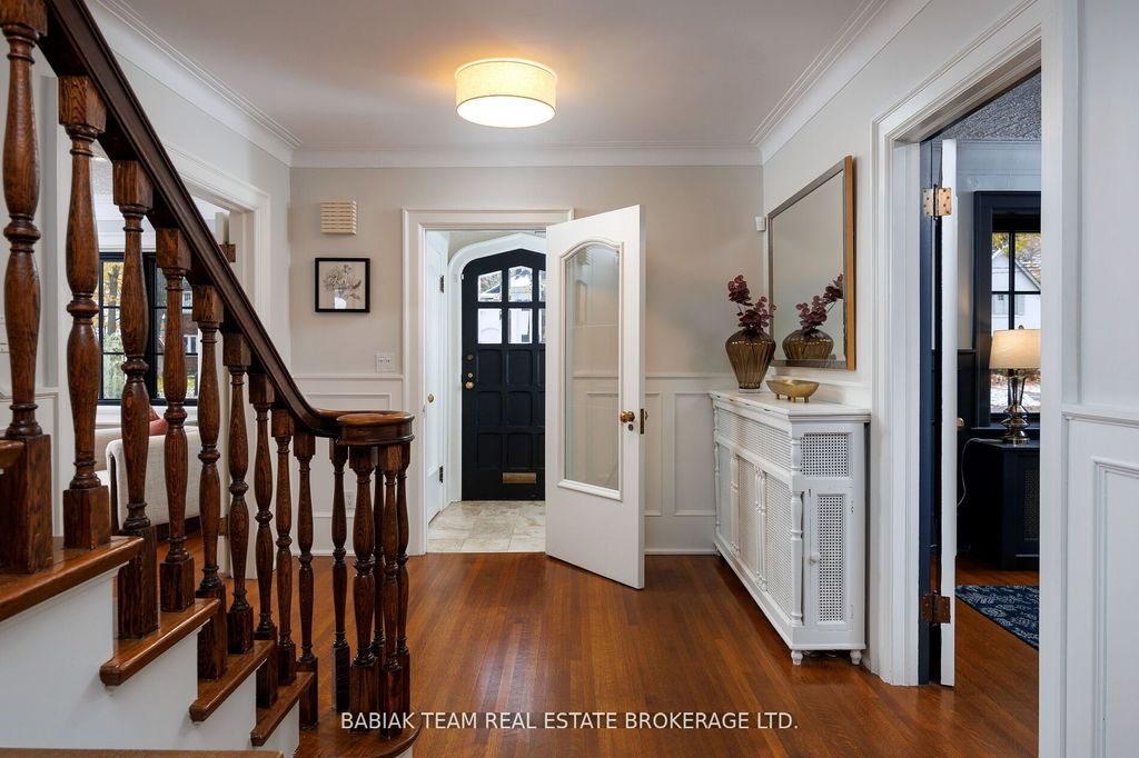 Photo of 35 Baby Point Crescent, Toronto, ON M6S 2B7 (MLS # W12803762)