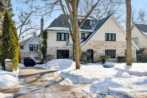 35 Baby Point Crescent Toronto ON M6S 2B7