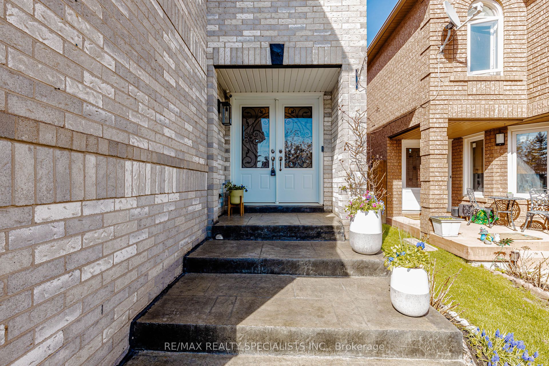 6477 Sapling Trail