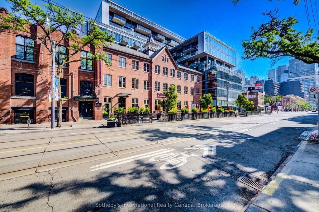 Photo of 560 King Street W #708, Toronto, ON M5V 1M3 (MLS # C13576270)
