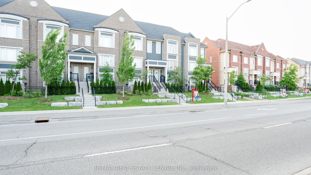 Photo of 250 Sunny Meadow Boulevard #77, Brampton, ON L6R 3Y7 (MLS # W13652874)