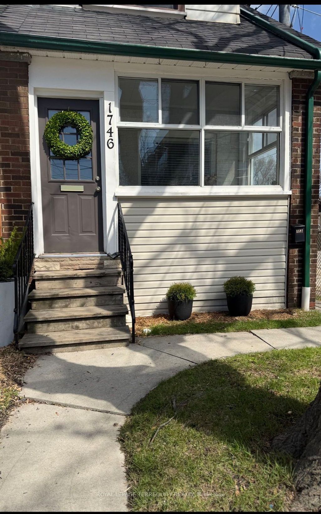 Photo of 1746 Queen Street E, Toronto, ON M4L 1G7 (MLS # E13028970)