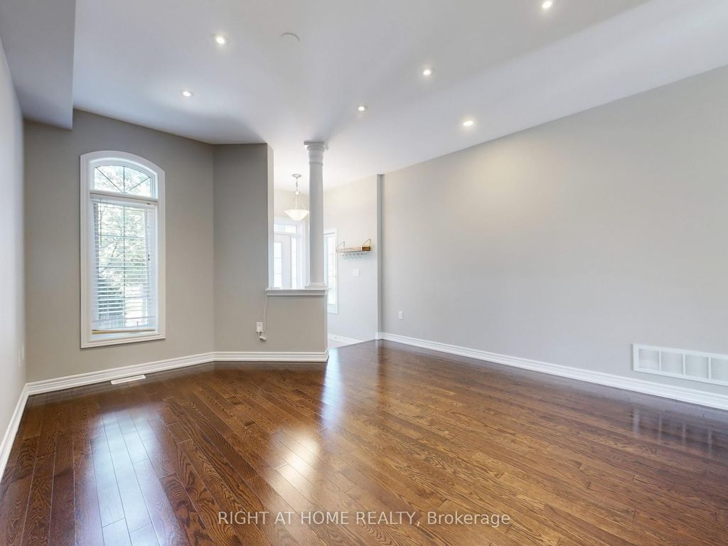 Photo of 537 Vaughan Court, Milton, ON L9T 8A7 (MLS # W12458008)